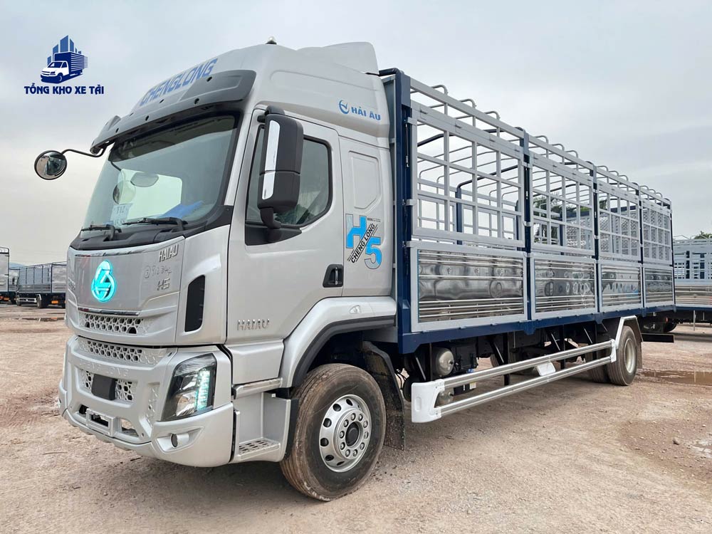 XE TẢI CHENGLONG 8 TẤN H5 240HP THÙNG 9M9